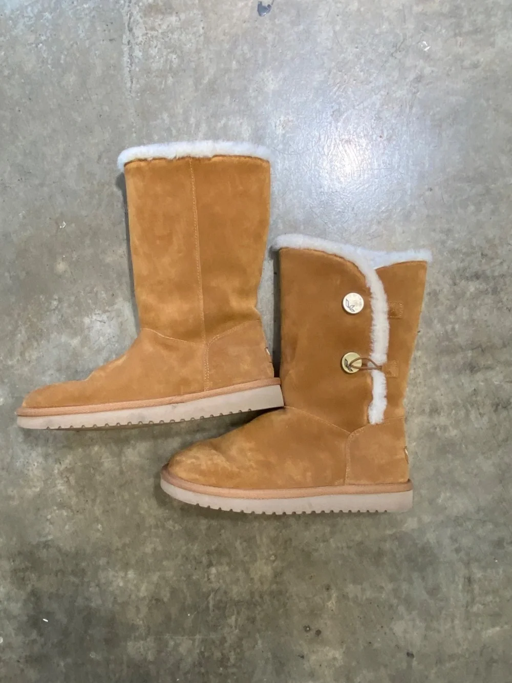 Koolaburra by UGG tall shearling boots